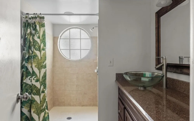 3-br Condo Near Disney Family-friendly Retreat