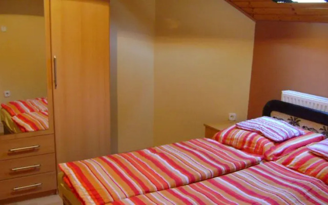 Laura Apartman
