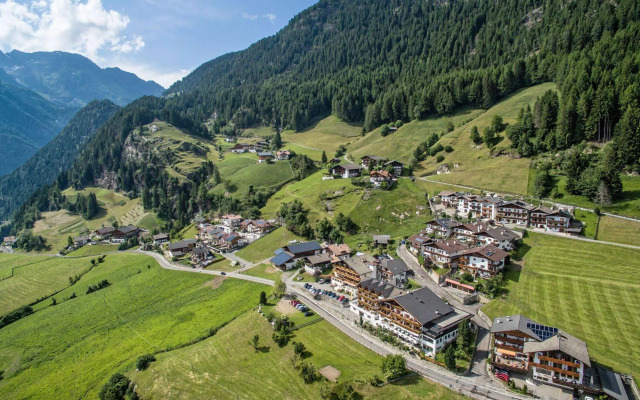 Hotel Alpenland
