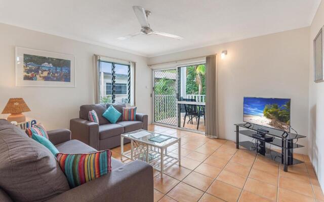 Port Douglas Outrigger Holiday Apartments