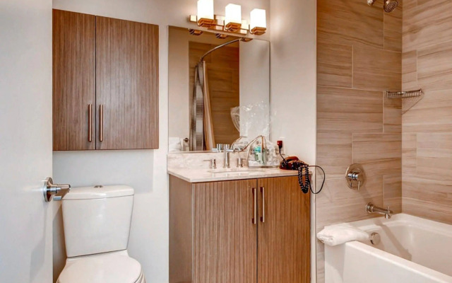 Global Luxury Suites at Newport