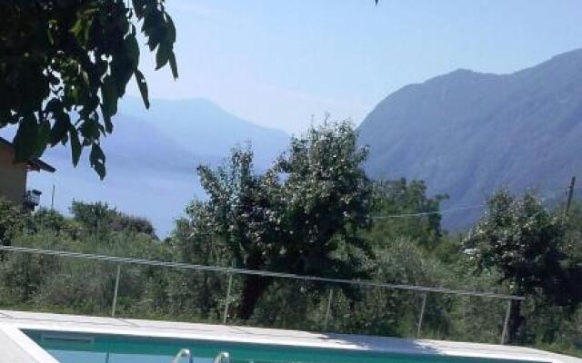 B&B Garden - Bed and Breakfast | Lago Iseo | Bergamo