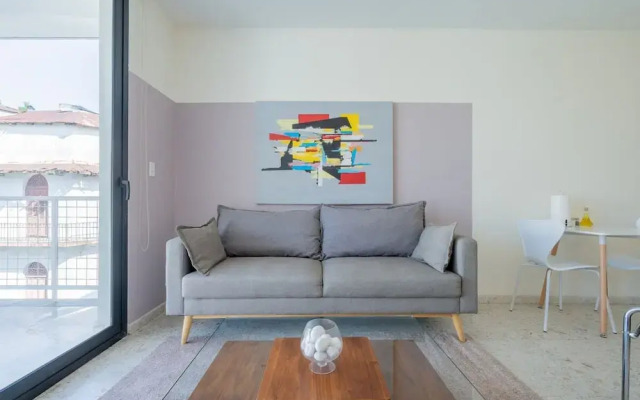 w Bright 1BR in Casco Antiguo