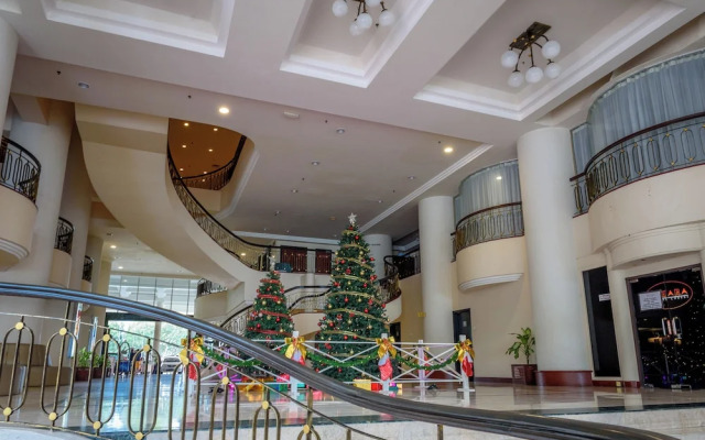 Rainbow Paradise Beach Resort by LWE