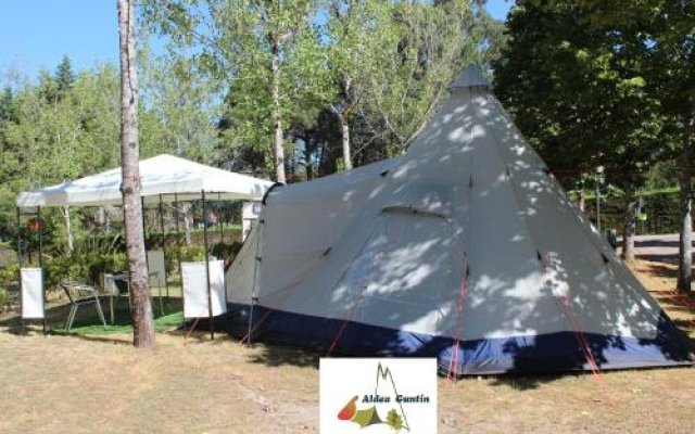 Aldea Guntin - Camping Cañiza