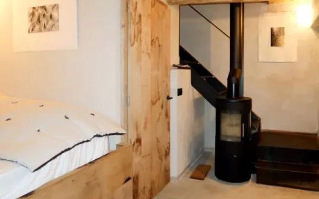 Fienile Nel Vigneto (Vbl300)