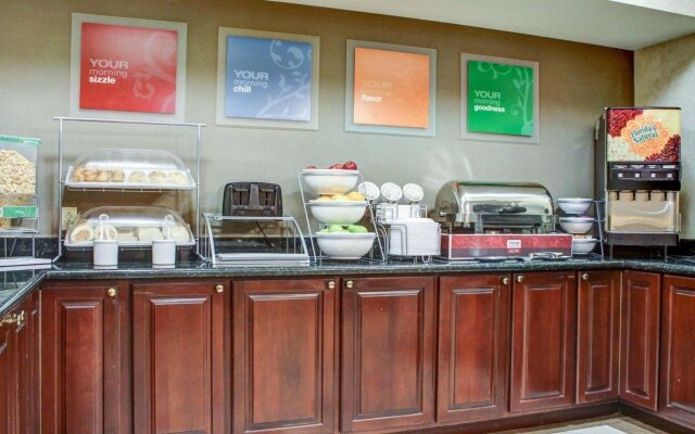 Comfort Suites Tucson Airport
