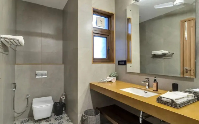 Inaari - 5BR w Private Pool 5km to Anjuna Beach