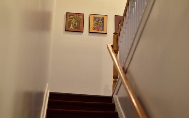 Allies Inn Bed and Breakfast