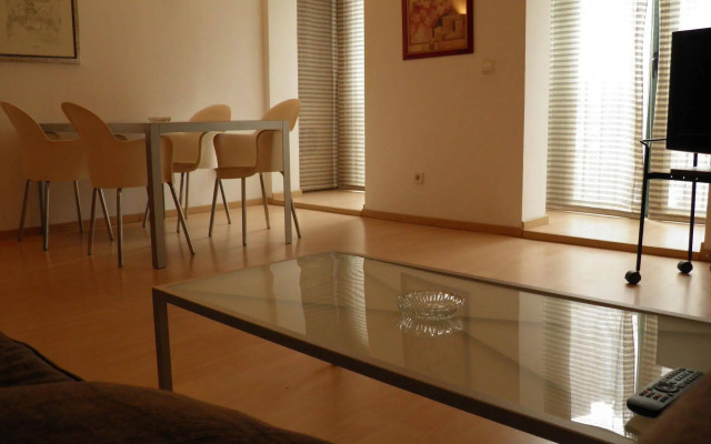 Apartaments Sant Jordi Fontanella