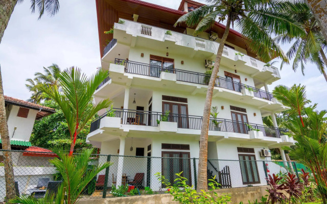Sea View Beach Unawatuna Hotel
