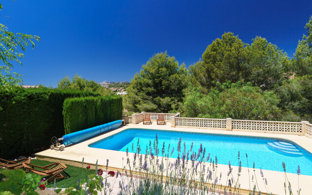 Holiday Home Le Clos Joli