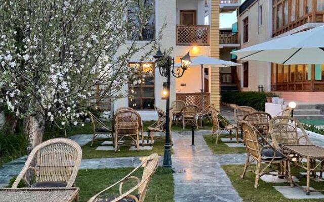 Hotel Ladakh Greens