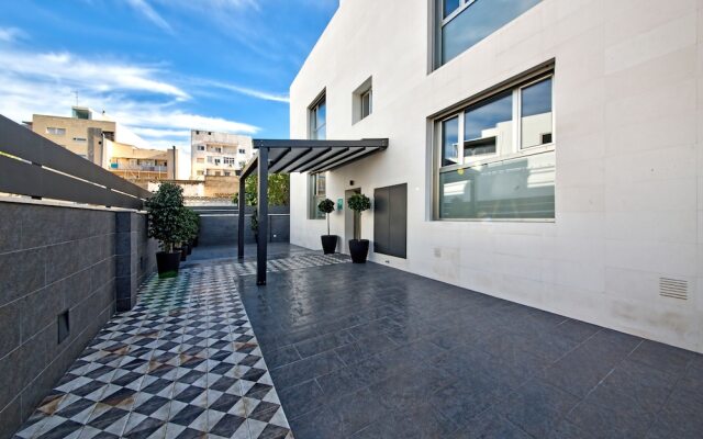 Poble Espanyol Apartments