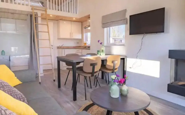 Cozy Tiny House, gas Fireplace, Near Maastricht