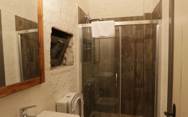 Mahzen Alacati Butik Otel
