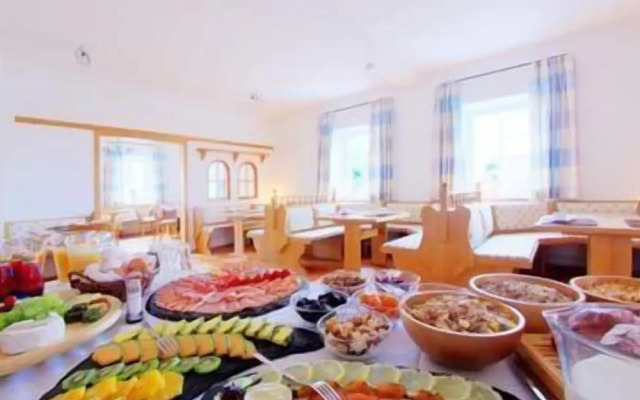 Klozbücher Das Landhotel