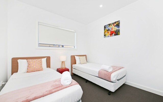 Villa Merrylands