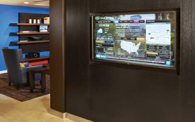 Courtyard by Marriott Cleveland Airport North