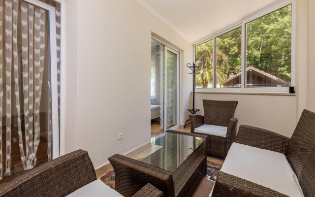 Beautiful Apartment in Opatija With Wifi and 2 Bedrooms