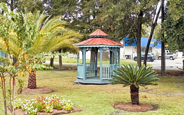 Carole Motel
