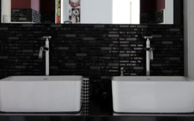 Kaimook Hill Bed and Breakfast Phuket