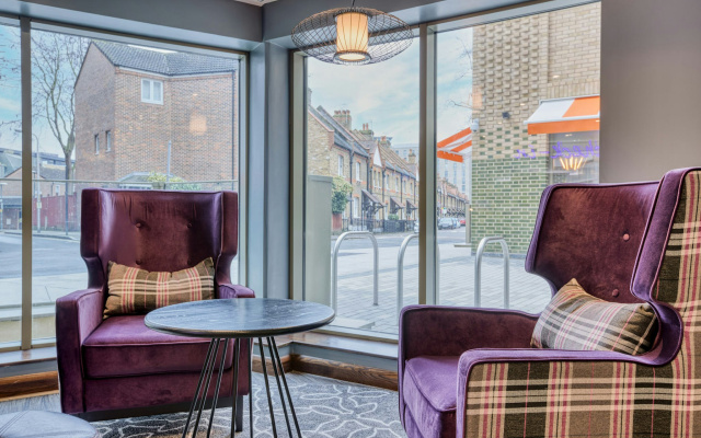 Premier Inn London Southwark - Southwark Station