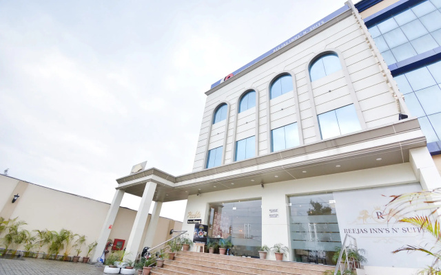 Hotel O New Aarkay Inn & Suites
