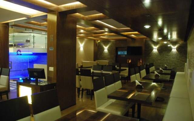 Centra Hotel