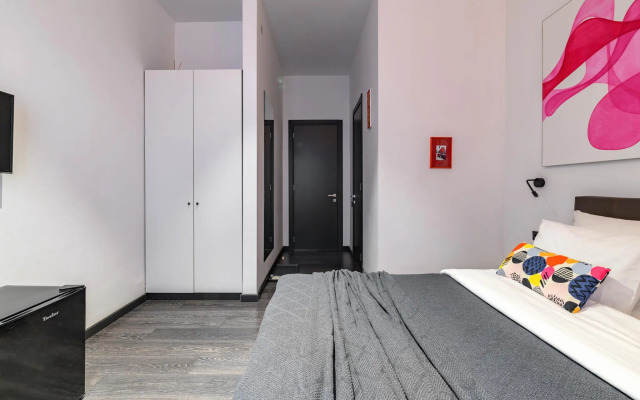 Sergeew Apartments (Сергеев Апартментс)