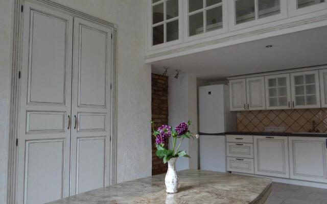 Provence Home