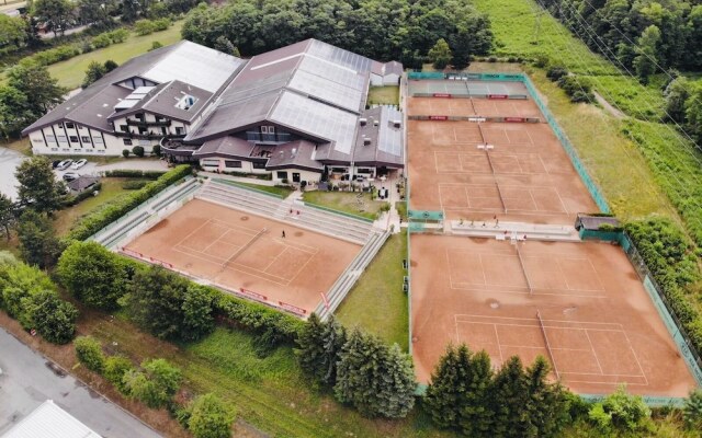 Tennis- und Freizeitzentrum Neudörfl