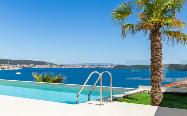 Villa Adria View with Heated Pool I