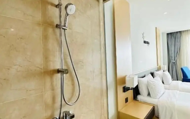 The Western Seaview Cam Ranh Condotel