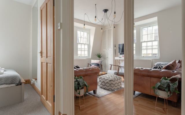 Soho 2 Bedroom Flat By Oxford Circus