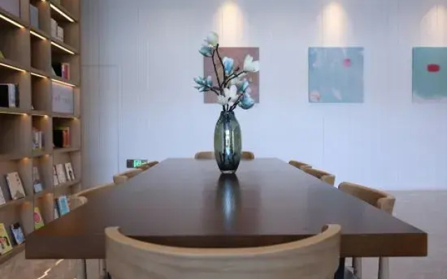 HanTing Hotel (Tianjin Zhongbei Xincheng City Center)