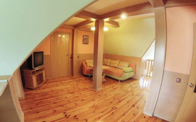 Guest House on Artilleriyskaya