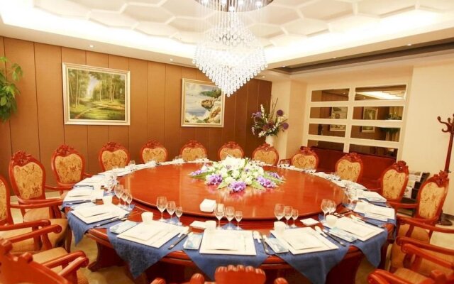 Yantai Yuehai Hotel
