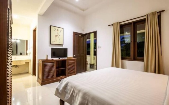 PB - 10BR · 10-BR Private Pool Villa Walk to Seminyak Beach