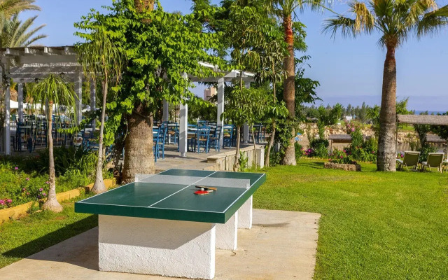Crystal Springs Beach Hotel