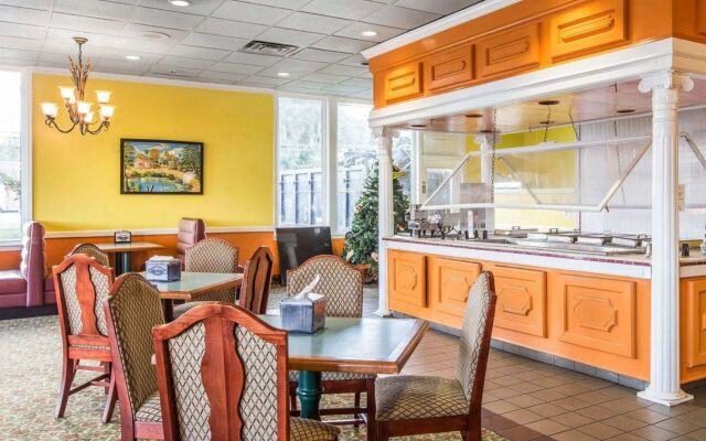 Days Inn by Wyndham Hinesville Near Fort Stewart