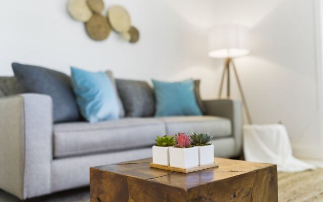 Alani Bay Premium Condos