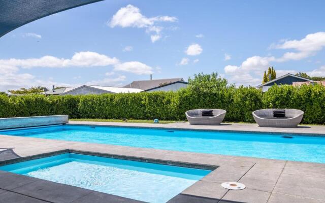 Blue Bungalow