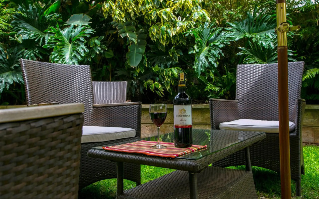 Batians Peak Serviced Apartments