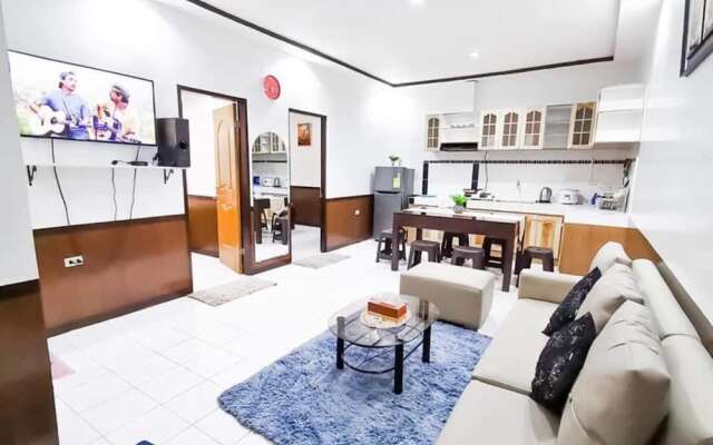 Arka's Elegant Condos