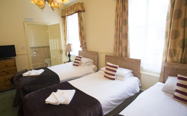 Station Hotel