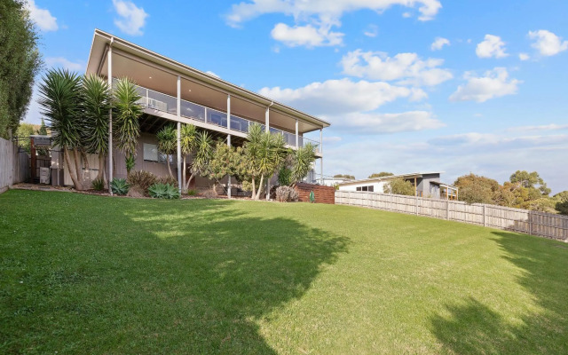 Saltwater Breeze Retreat