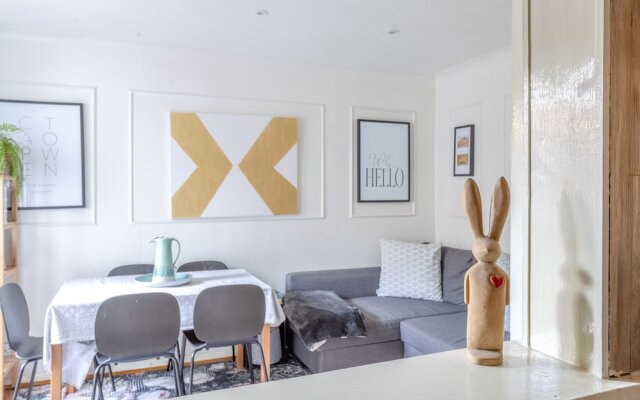 Charming 1 Bed Flat With Patio In Affluent Fulham