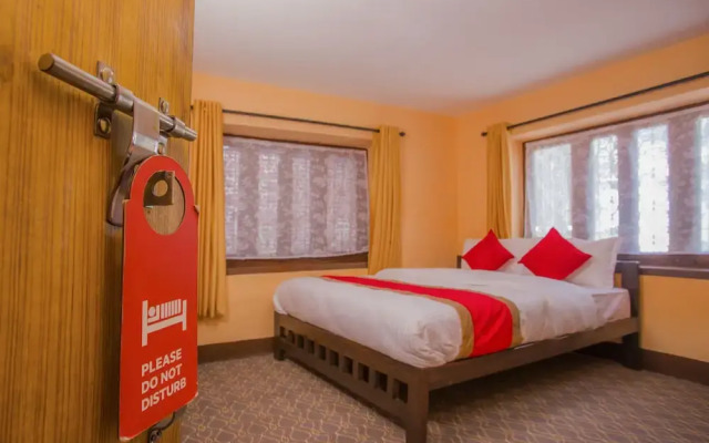 OYO 259 Hotel White and Peace