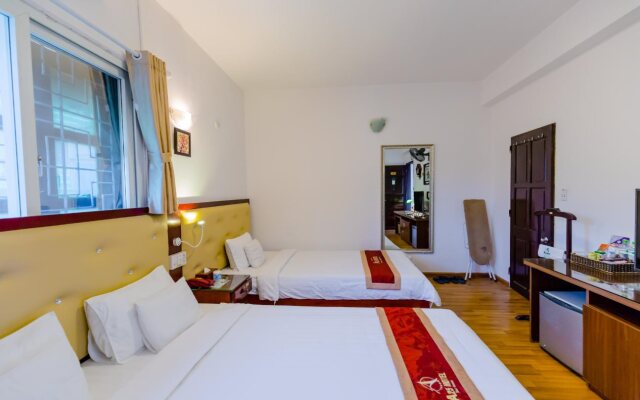 A25 Hotel 385 Hoang Quoc Viet